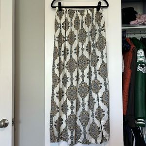 H&M printed maxi skirt with slit Size Medium